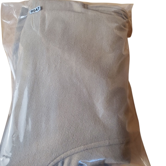 Men's Redmond Quarter Zip Sweatshirt. Brown. LG. D0047 - Picture 9 of 9